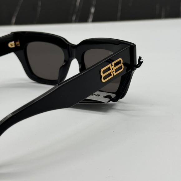 NEW BB0234S 001 BALENCIAGA SQUARE BLACK WOMEN SUNGLASSES - Picture 8 of 11